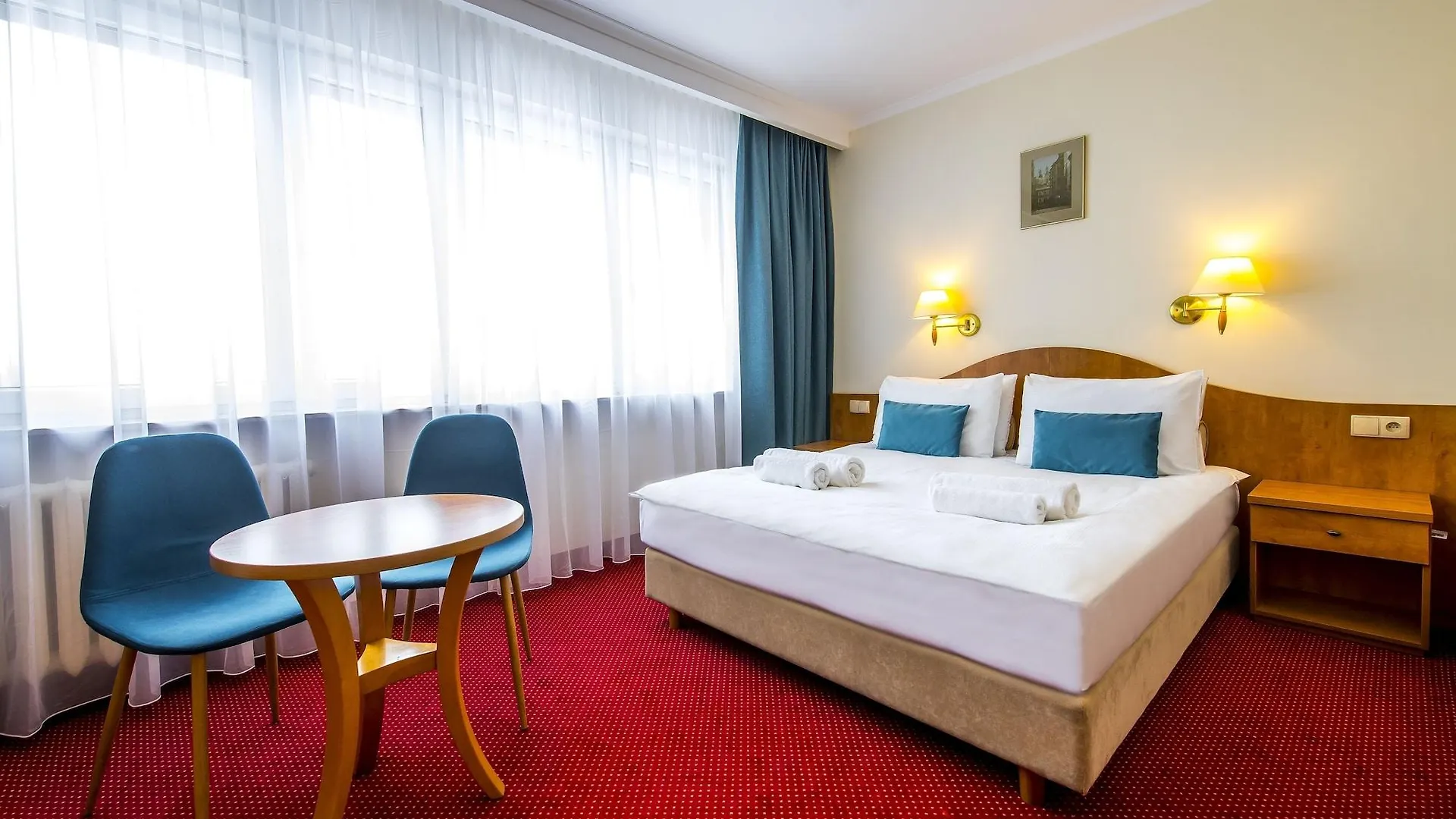 Best Western Hotel Portos Варшава