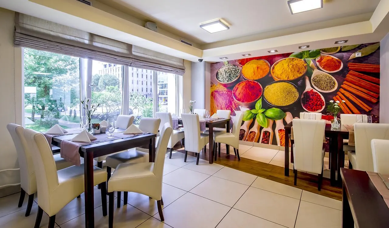Best Western Hotel Portos Varşova