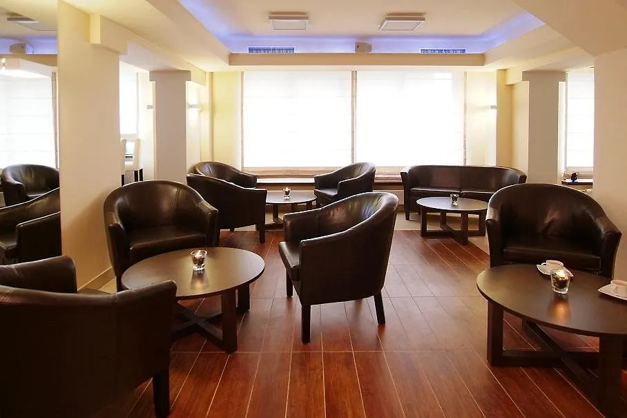 ורשה Best Western Hotel Portos