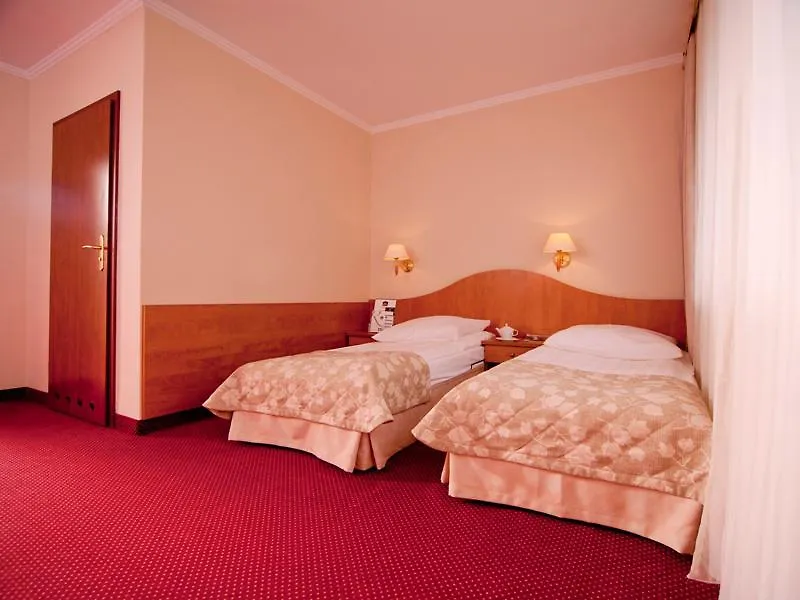 ***  Best Western Hotel Portos Varşova Polonya